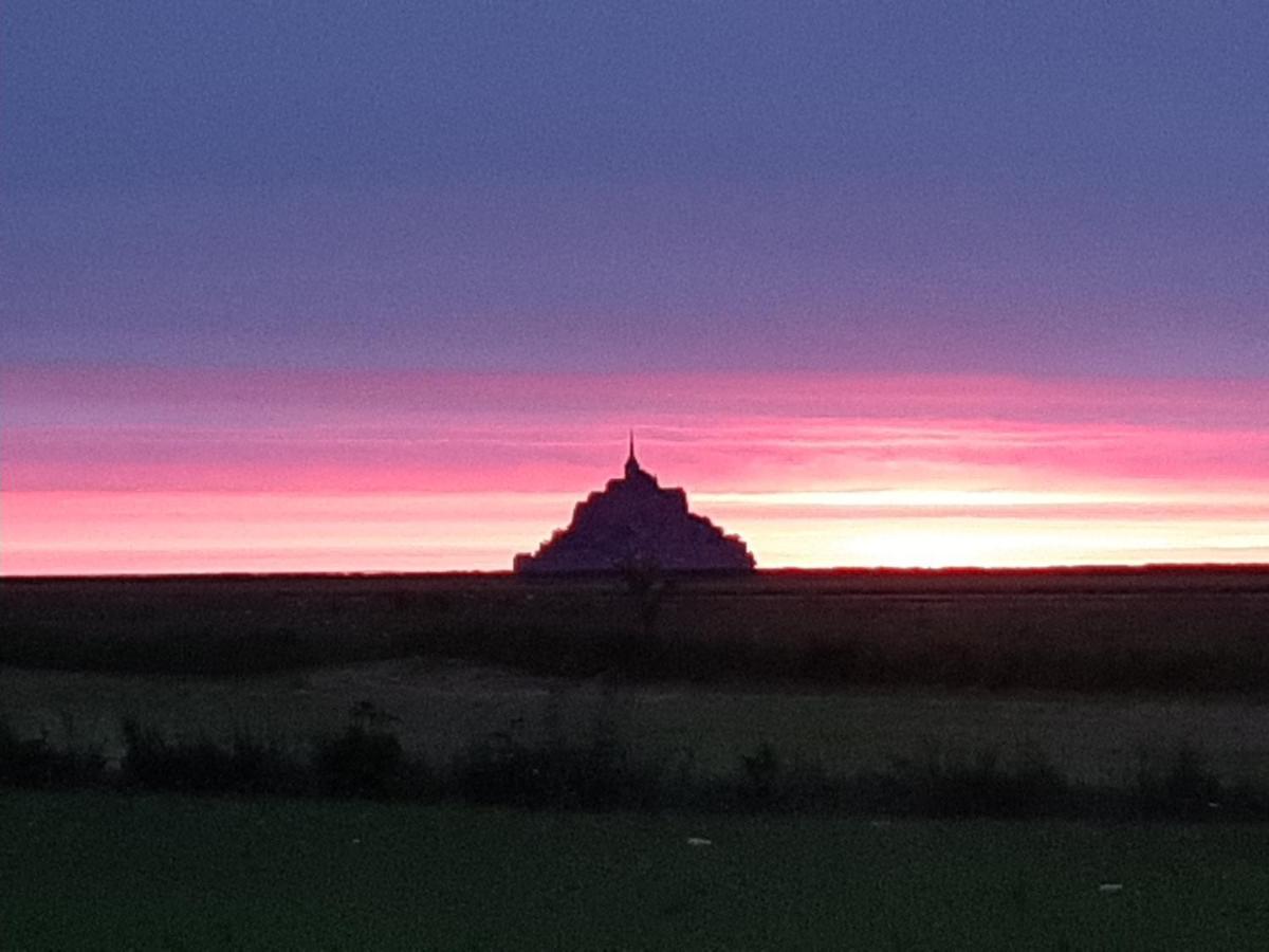 A L'Ombre Du Mont St Michel Hotel Huisnes-sur-Mer Ngoại thất bức ảnh